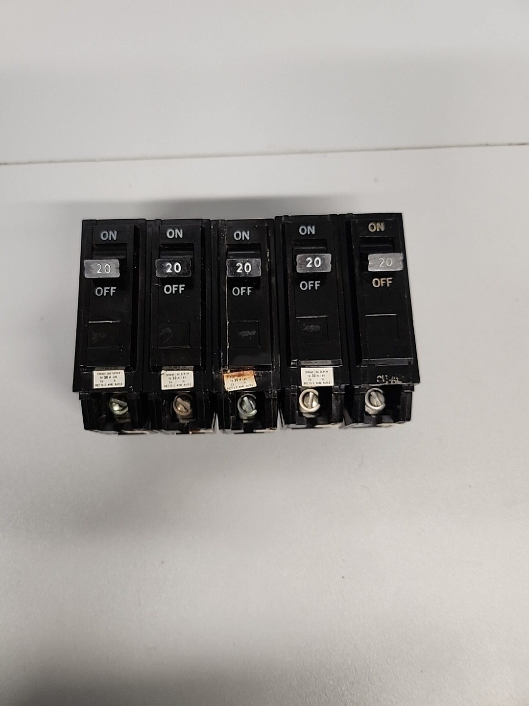 LOT OF 5 GENERAL ELECTRIC 20 AMP CIRCUIT BREAKERS. THQL1120