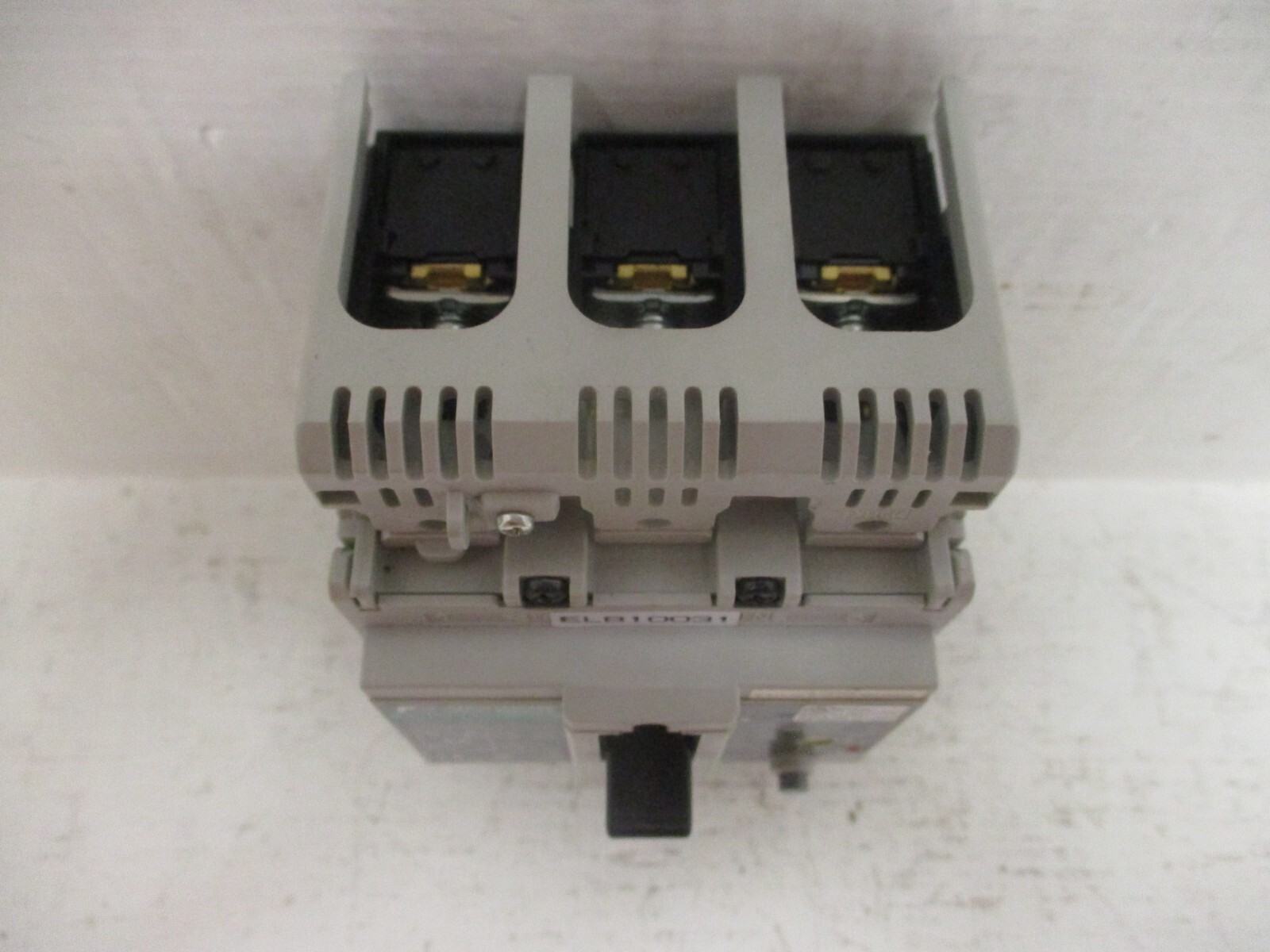 Fuji Electric EW50RAGU-3P005 5 Amp Earth Leakage Breaker 5A 3-Pole 100-230-440V