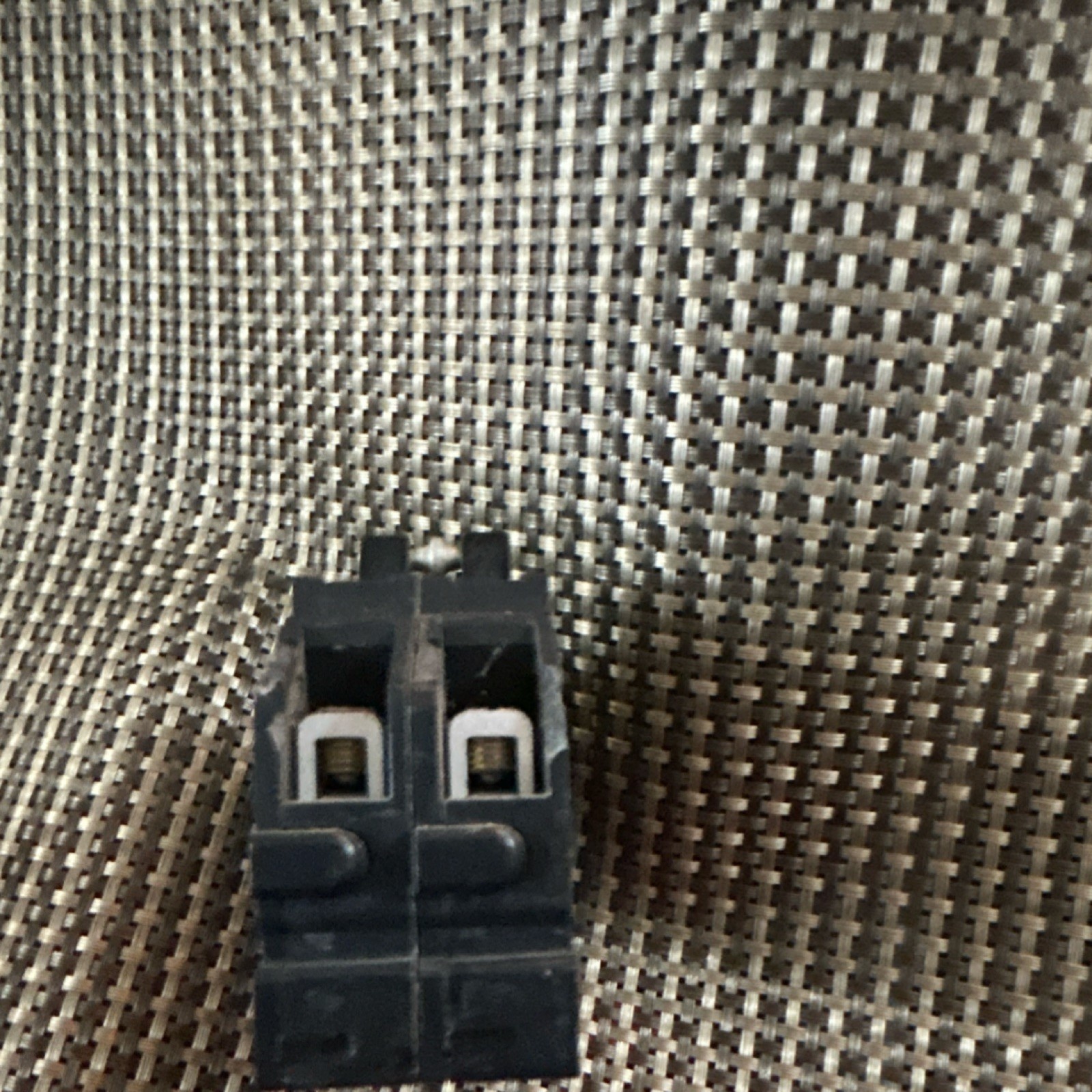 GE Q230 30A 2-Pole 201-250V Plug-In Circuit Breaker Type Q