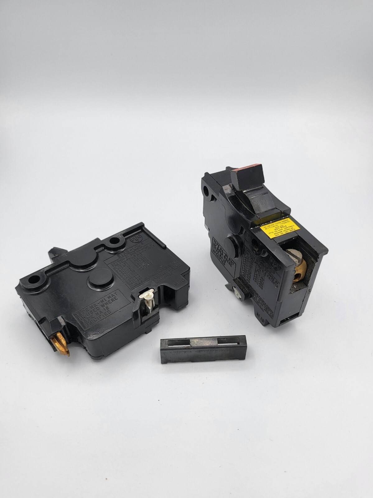 Two FEDERAL PACIFIC 50 AMP FPE 50 AMP 1 POLE NA150 STAB-LOK BREAKERS w/ Tie