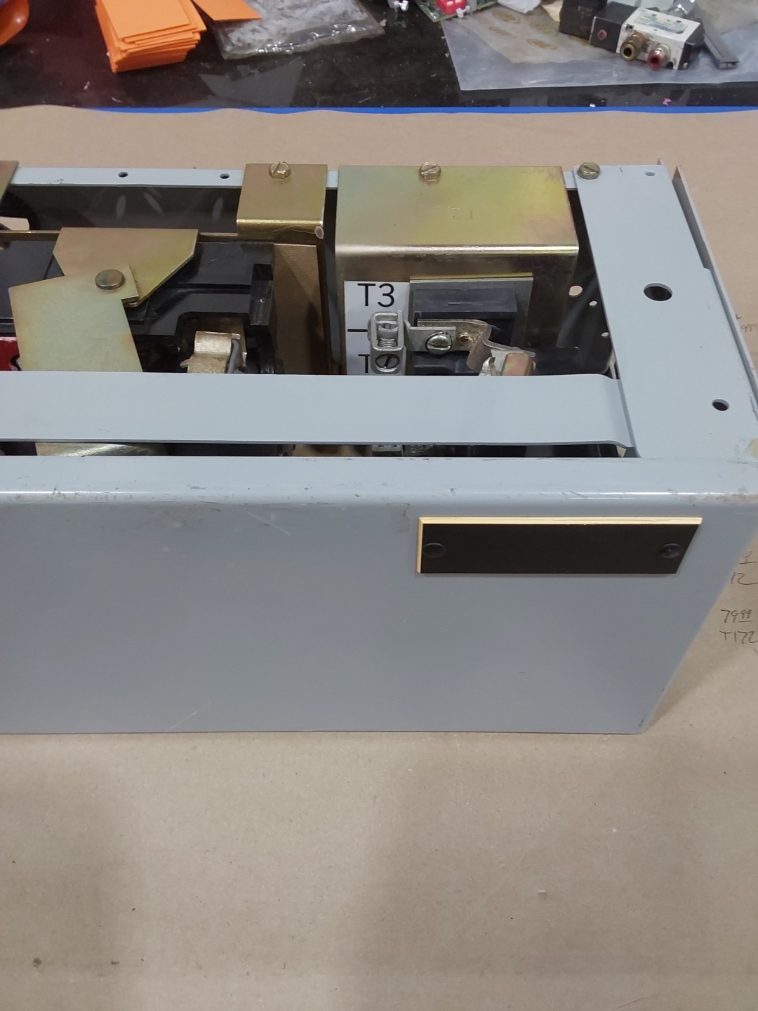 MCC General Electric Model 8000 Type FDR 3 PHASE 480 VOLTS 60HZ