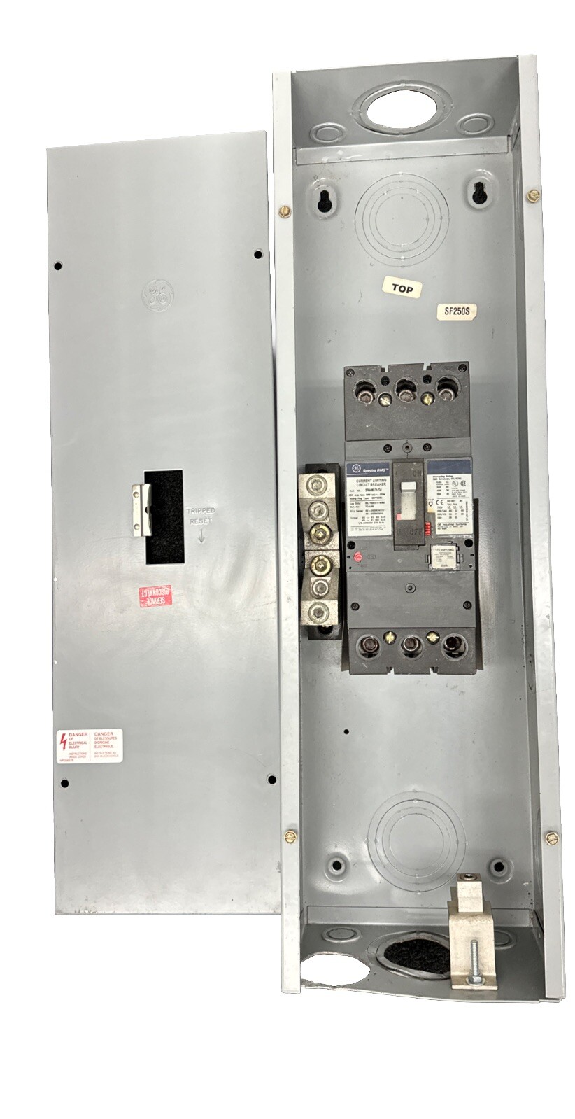 GE Spectra Circuit Breaker W/Enclosure 3 Pole 690V 250A sfla36at0250 W/Neutral