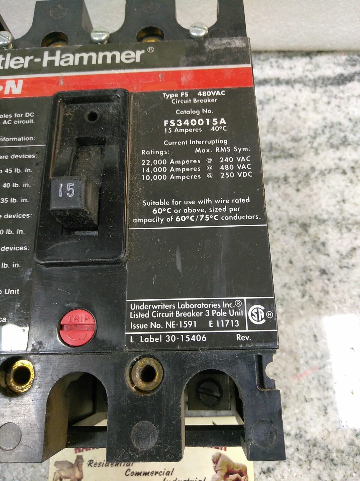 Cutler Hammer FS340015A 3-Pole 15Amp 480VAC Type FS Circuit Breaker(8E2