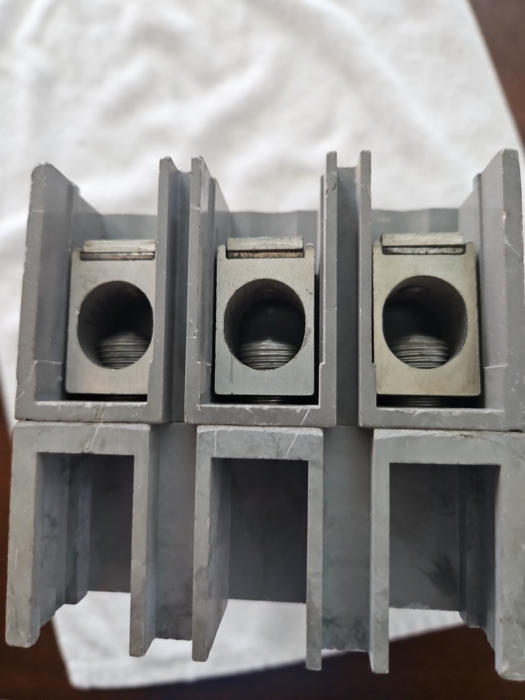 WESTINGHOUSE HKB3250F 250 AMP CIRCUIT BREAKER 3 POLE 600 VAC