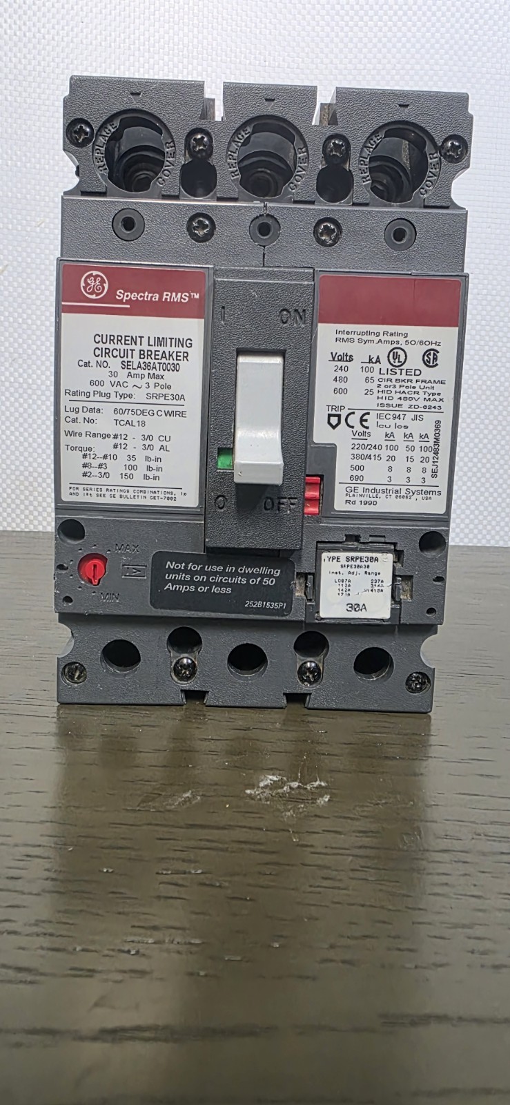 New O.S. – GE – SELA36AT0030 – Molded Case Circuit Breaker – 30A, 3-Phases, 600V