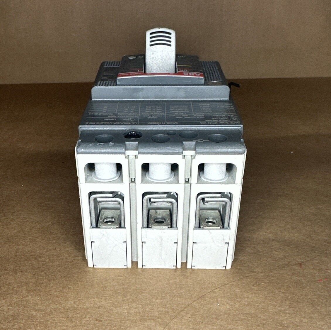 ABB SACE TMAX XT1N-125 CIRCUIT BREAKER 70 AMP 600 VAC IEC60947-2