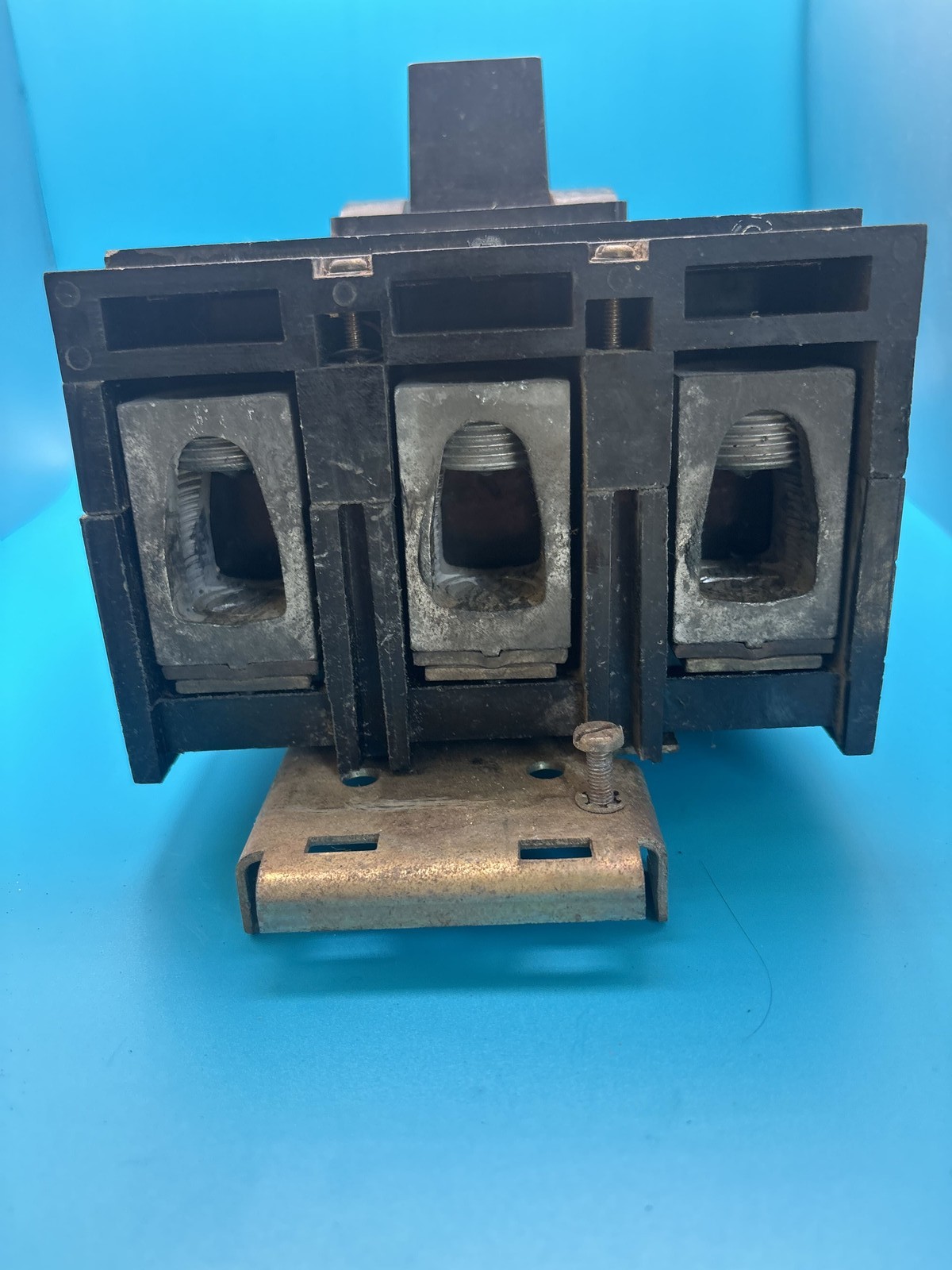 Square D Type LA Circuit Breaker 3-Pole 600V AC 250V DC with Magnetic Trip Adjus