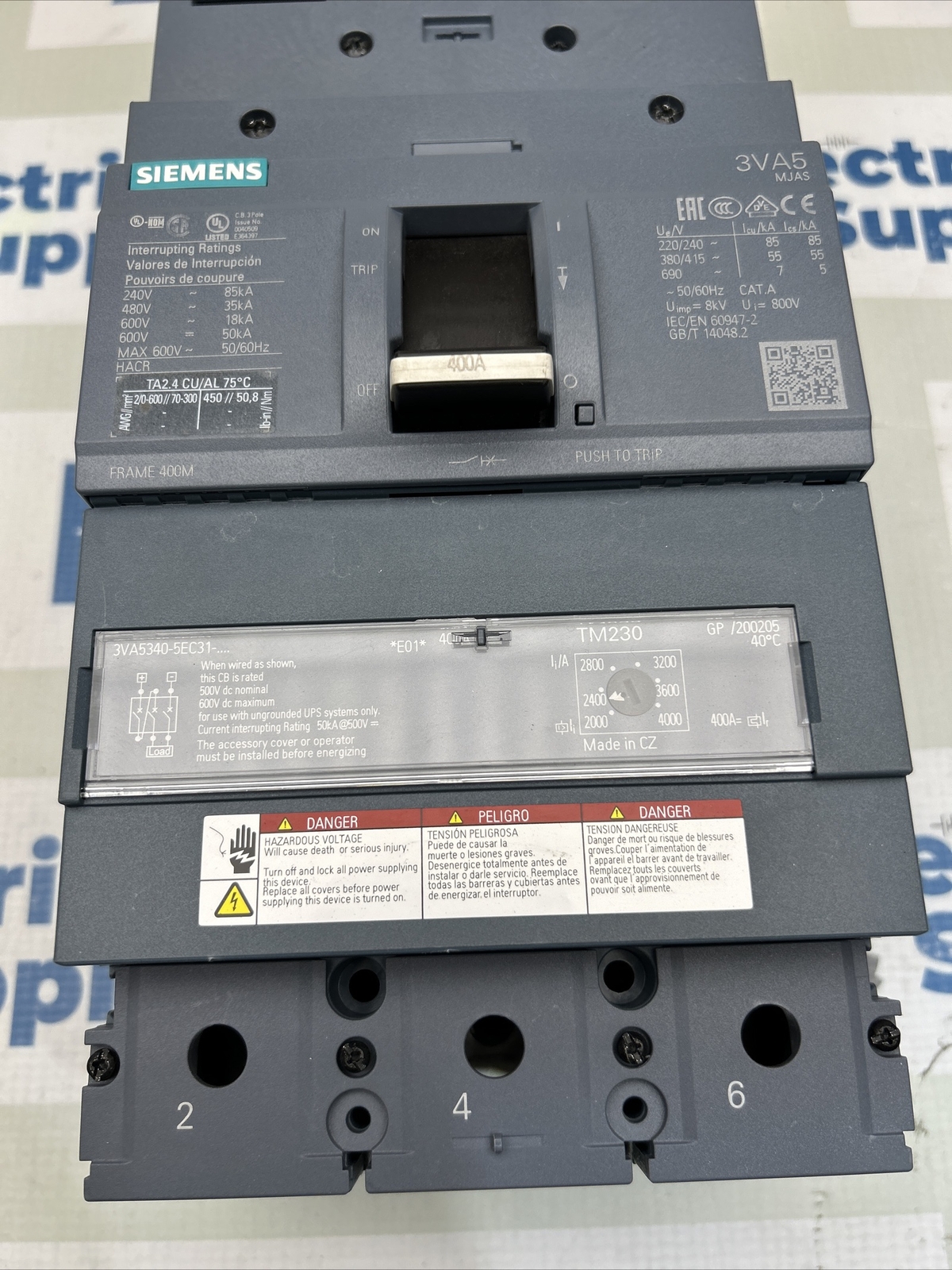 3VA5340-5EC31-0AA0 SIEMENS 3 POLE 400A 600 VOLT CIRCUIT BREAKER