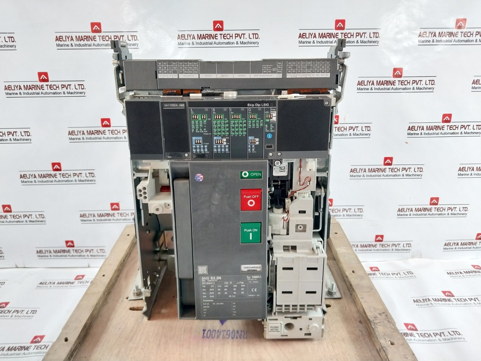 ABB E2.2N Air Circuit Breaker EMAX 2 50-60HZ 24VDC RN0614001