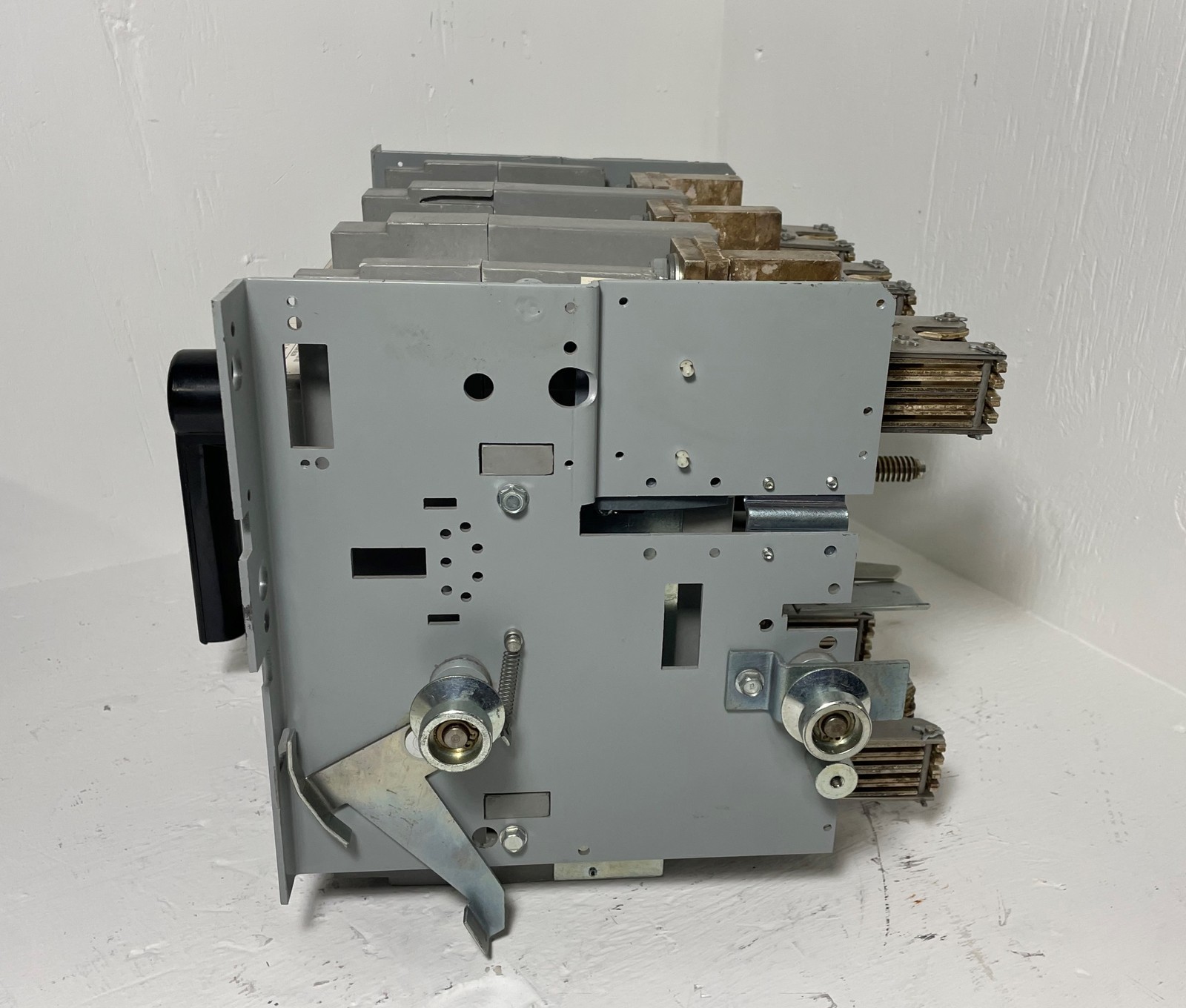 GE TC84SS 400A Power Break Circuit Breaker w/ 225 Amp Plug General Electric LI