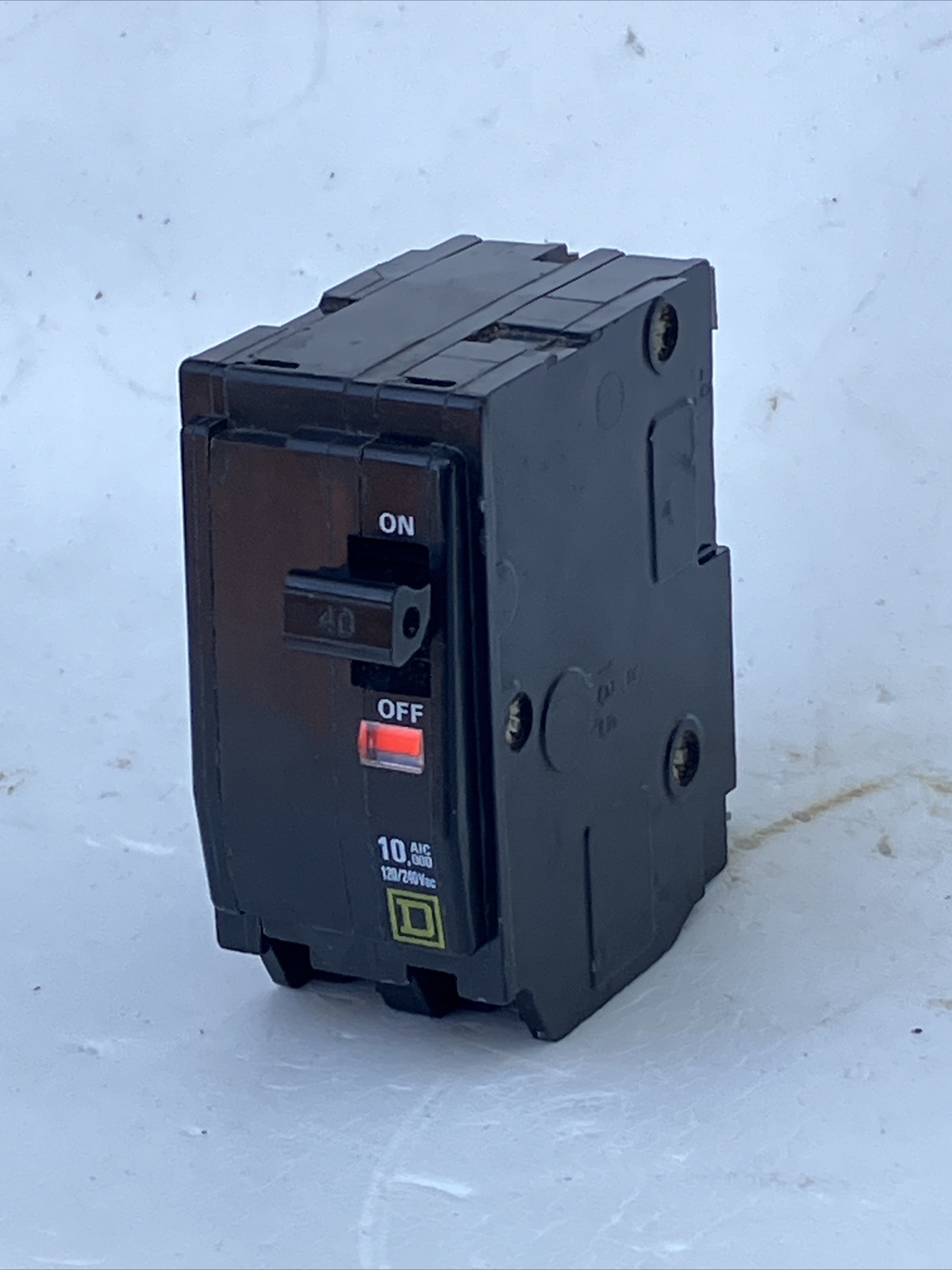 Square D QO240 40 Amp 2 Pole Yellow “D” QO Plug-in Circuit Breaker 120/240 USED