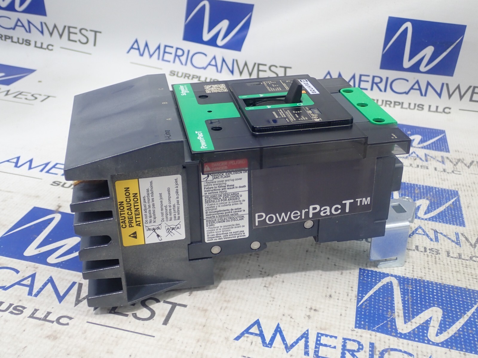 New Surplus Square D PowerPact I line BGA34035Y 35 amp 3 pole Circuit Breaker