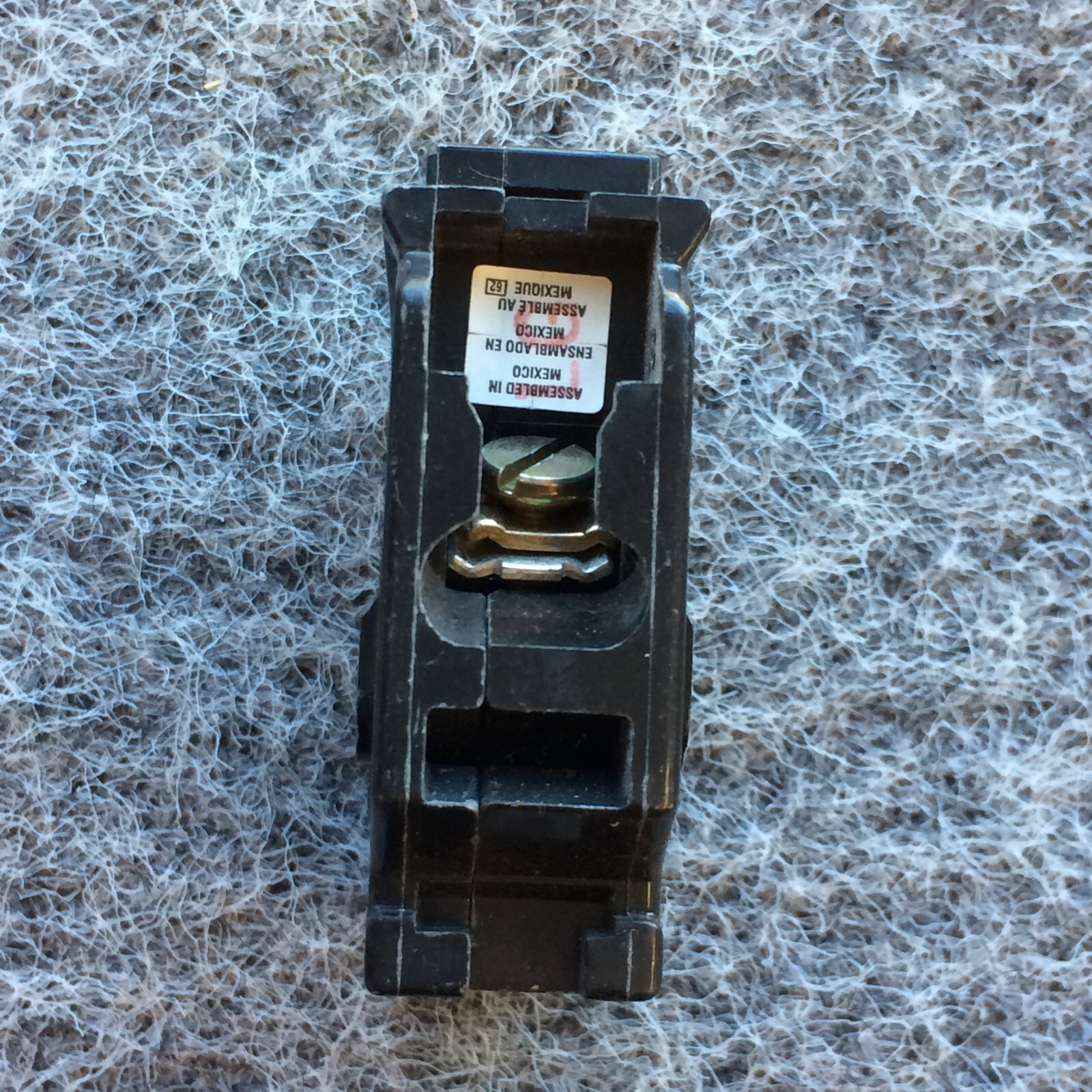 Square D – HOM120CP Homeline Circuit Breaker, 20-Amp, 120V, 1-Pole, HOM120