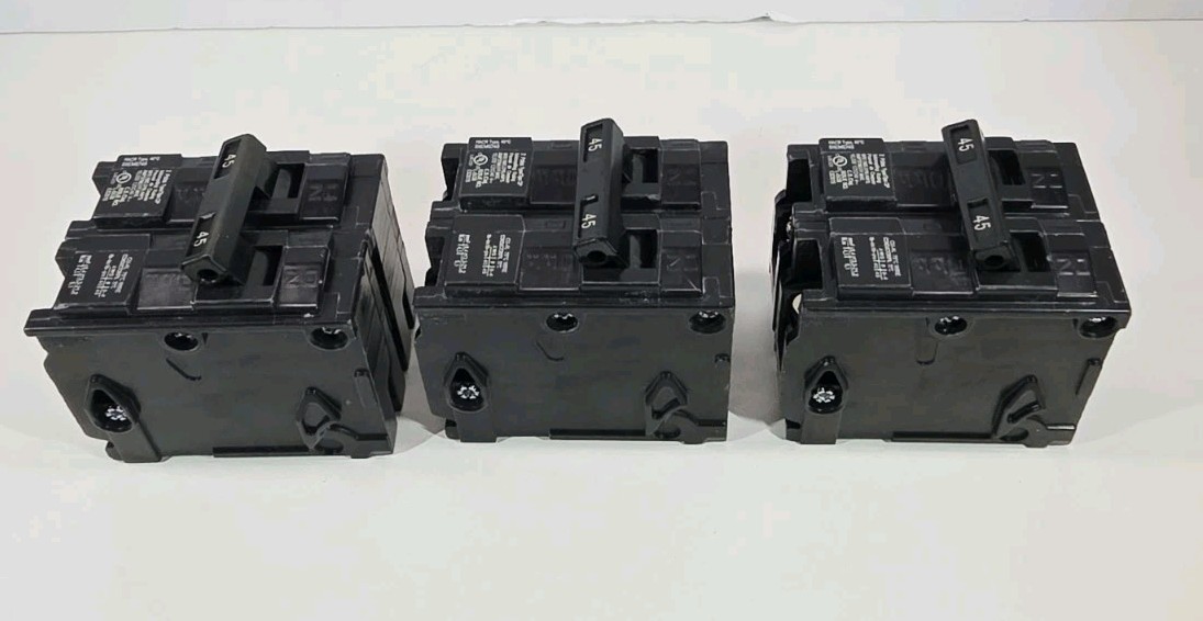 Lot Of 3 Siemens Q245 45 Amp Double-Pole Type QP Circuit Breaker