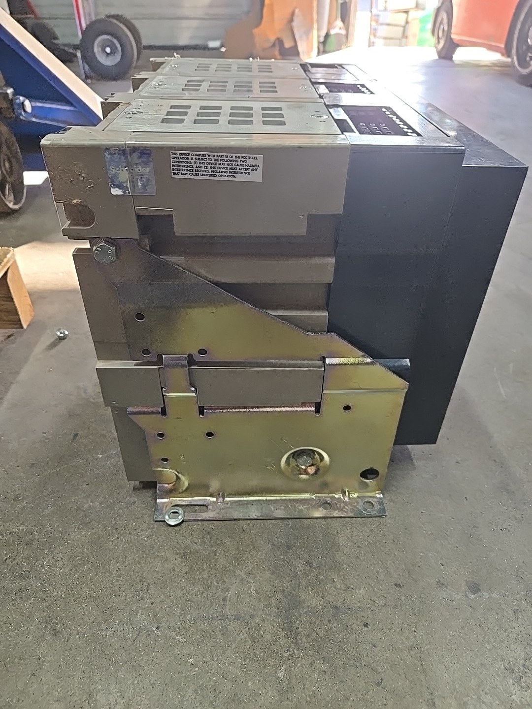 Square D MasterPact Breaker NW20H1 2000A SEE PICS