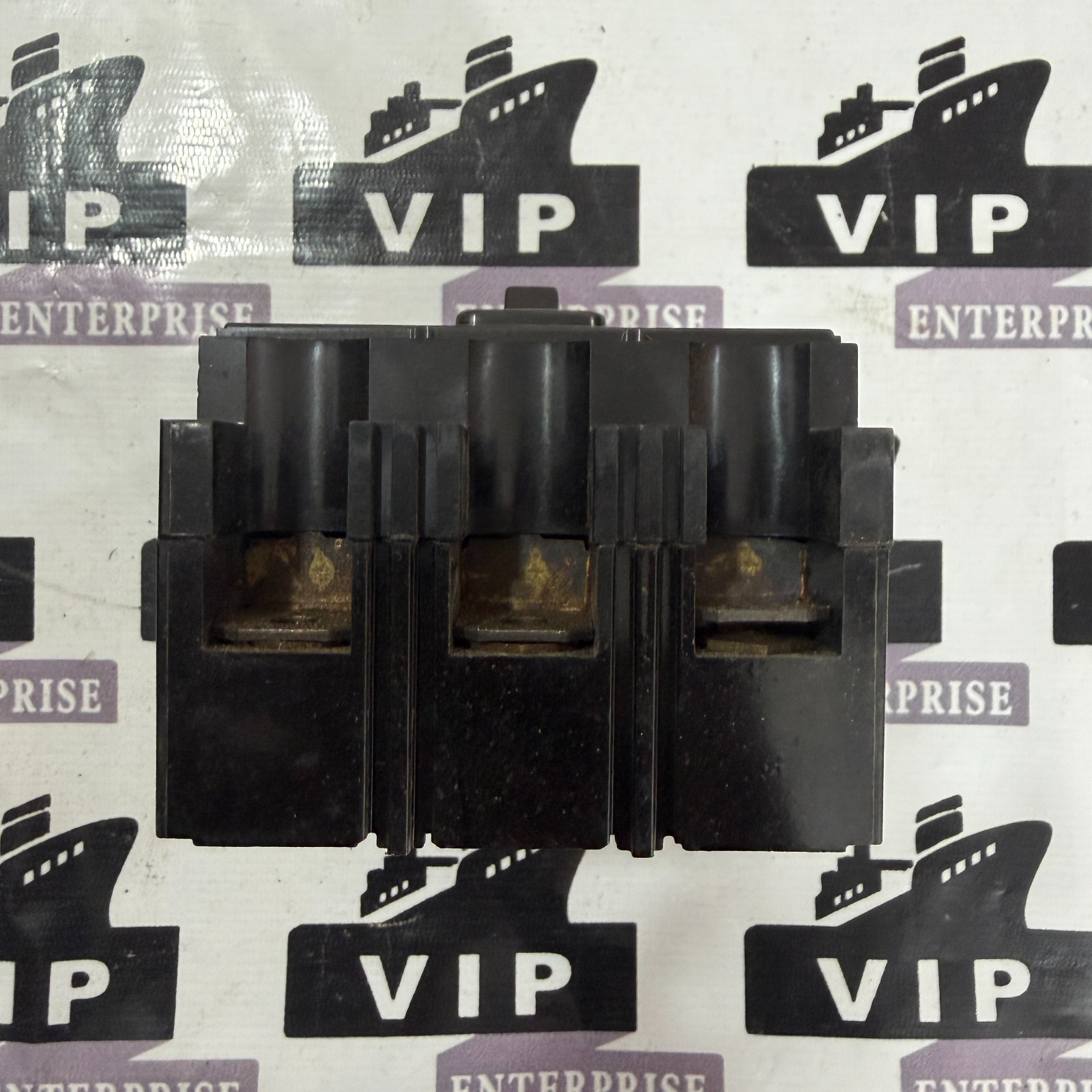 HYUNDAI HBS-63C CIRCUIT BREAKER 40A FREE FAST SHIPPING
