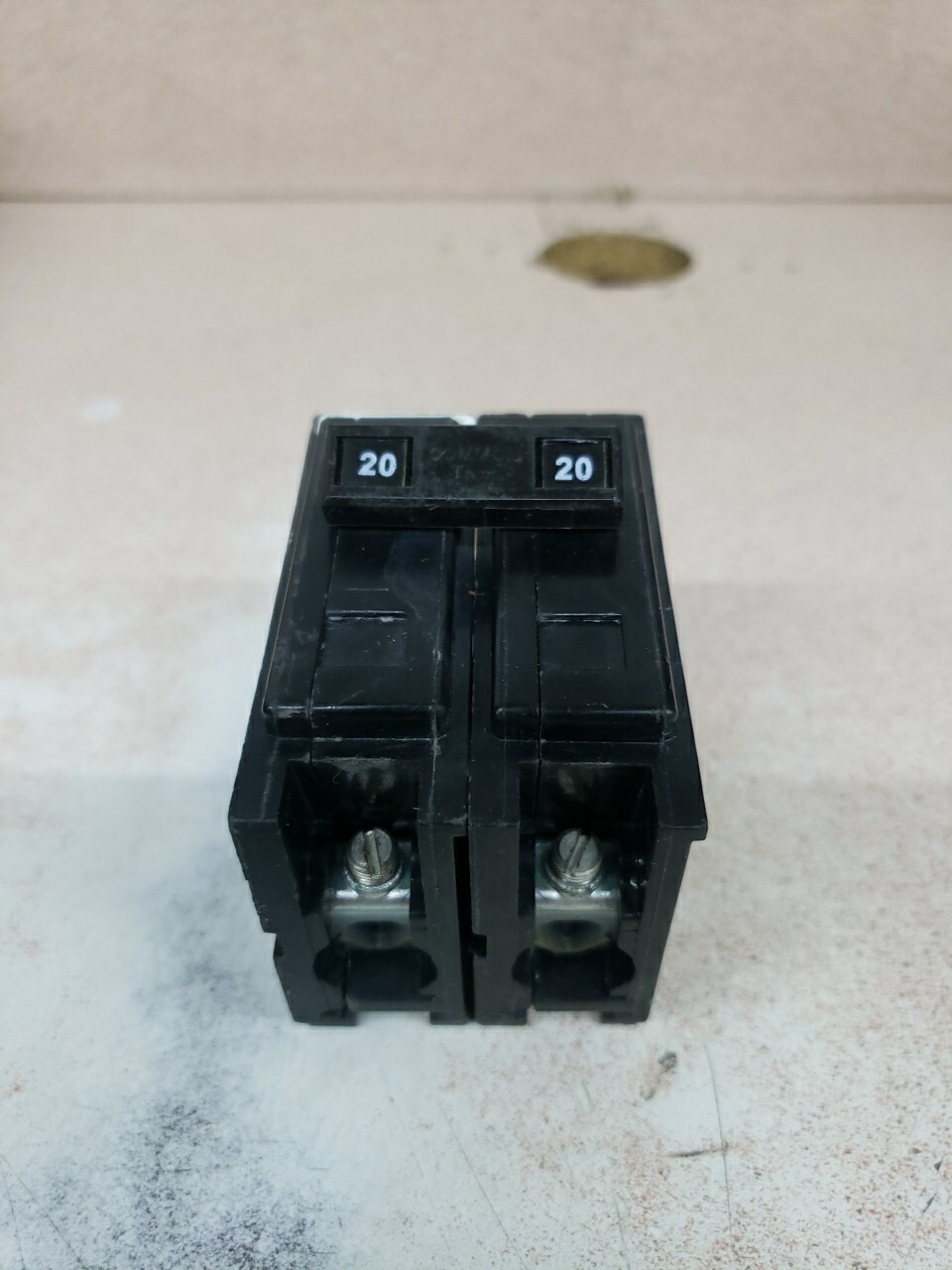 Eaton QBHW2020H Circuit Breaker 2P 20A 240VAC W#