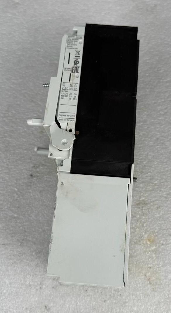 Eaton NZM B1 (look at pictures!!)