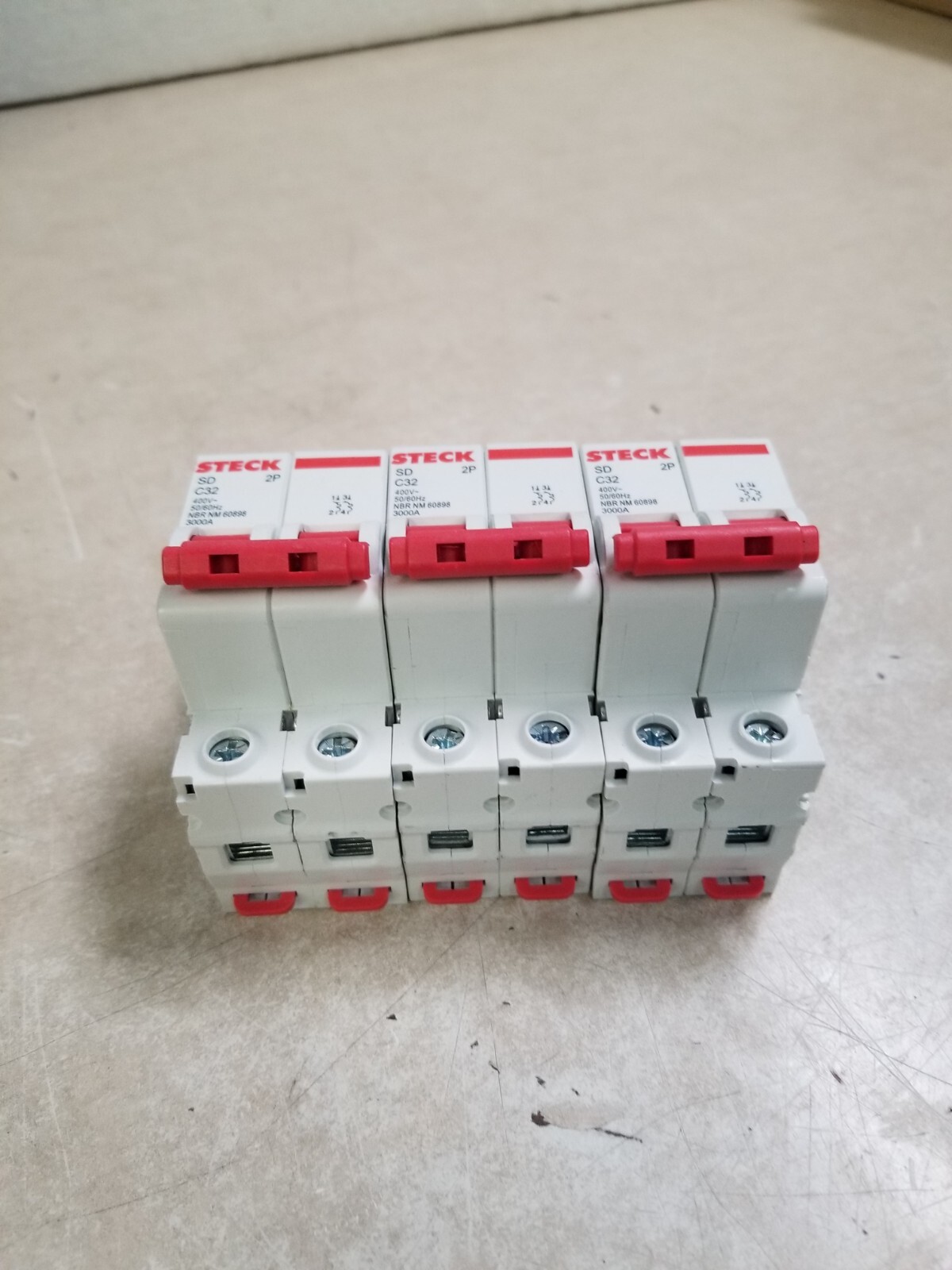 Lot of 3 – Steck SD62 Mini Interrupter 32A 2P Circuit Breaker SDD62C32
