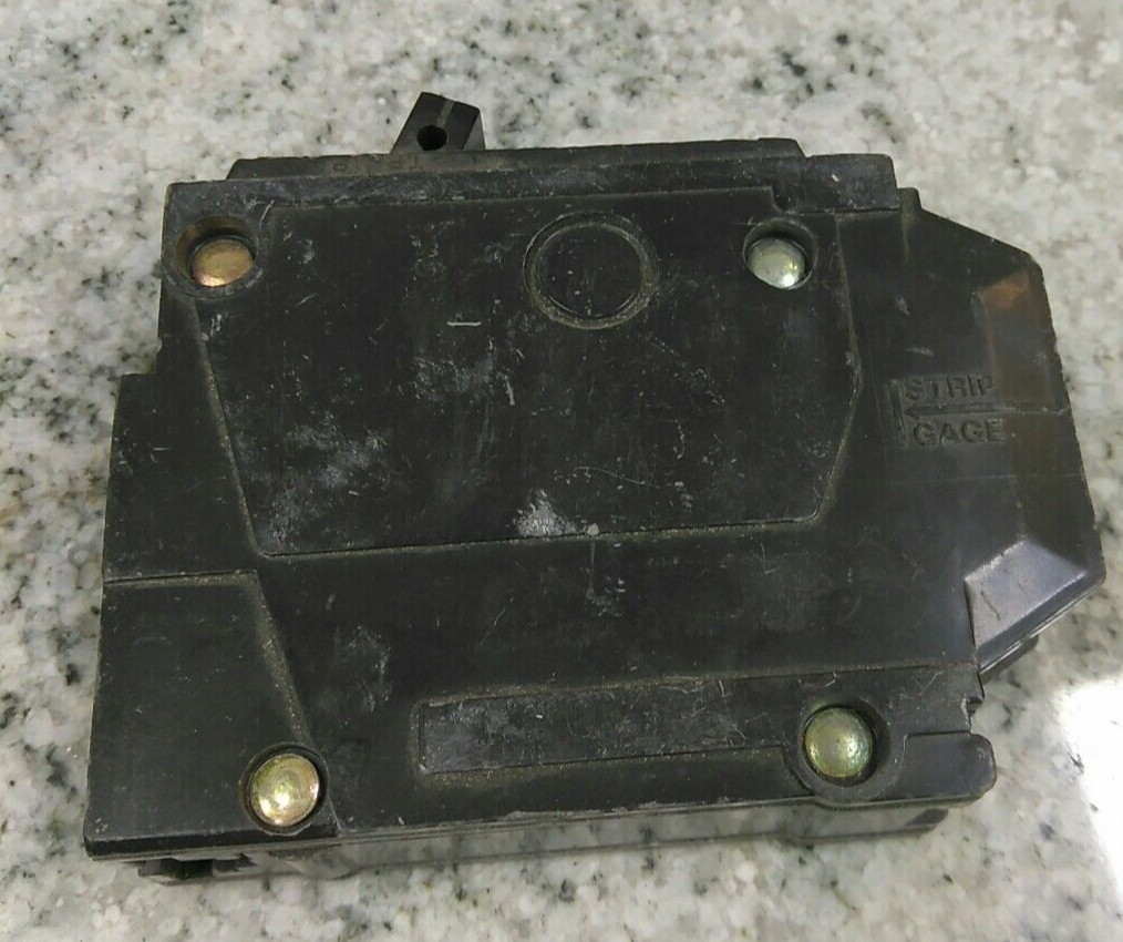 GE / THQL1135 /35 AMP / 1 Pole /240VA / TYPE THQL &GROVE /breaker/USE (L60LOBY