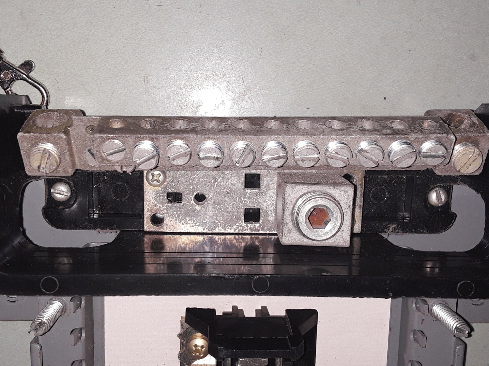 Federal pacific electric 150 bus bar