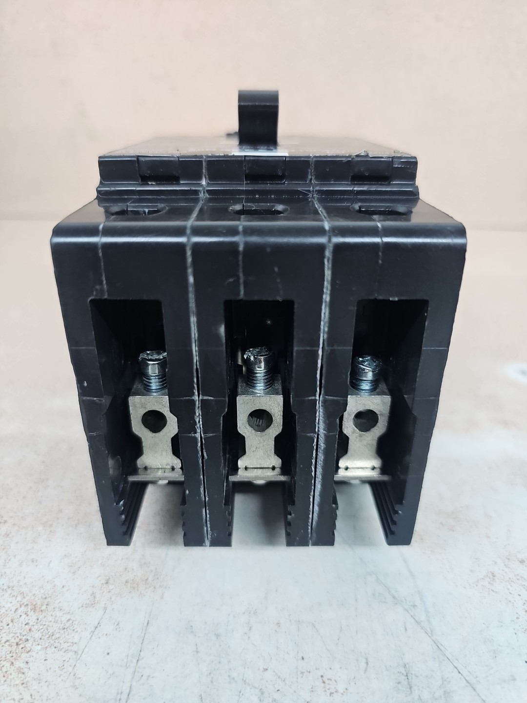 Square D EDB34020 Bolt On Circuit Breaker 3P / 480/277V / 20 Amp NT