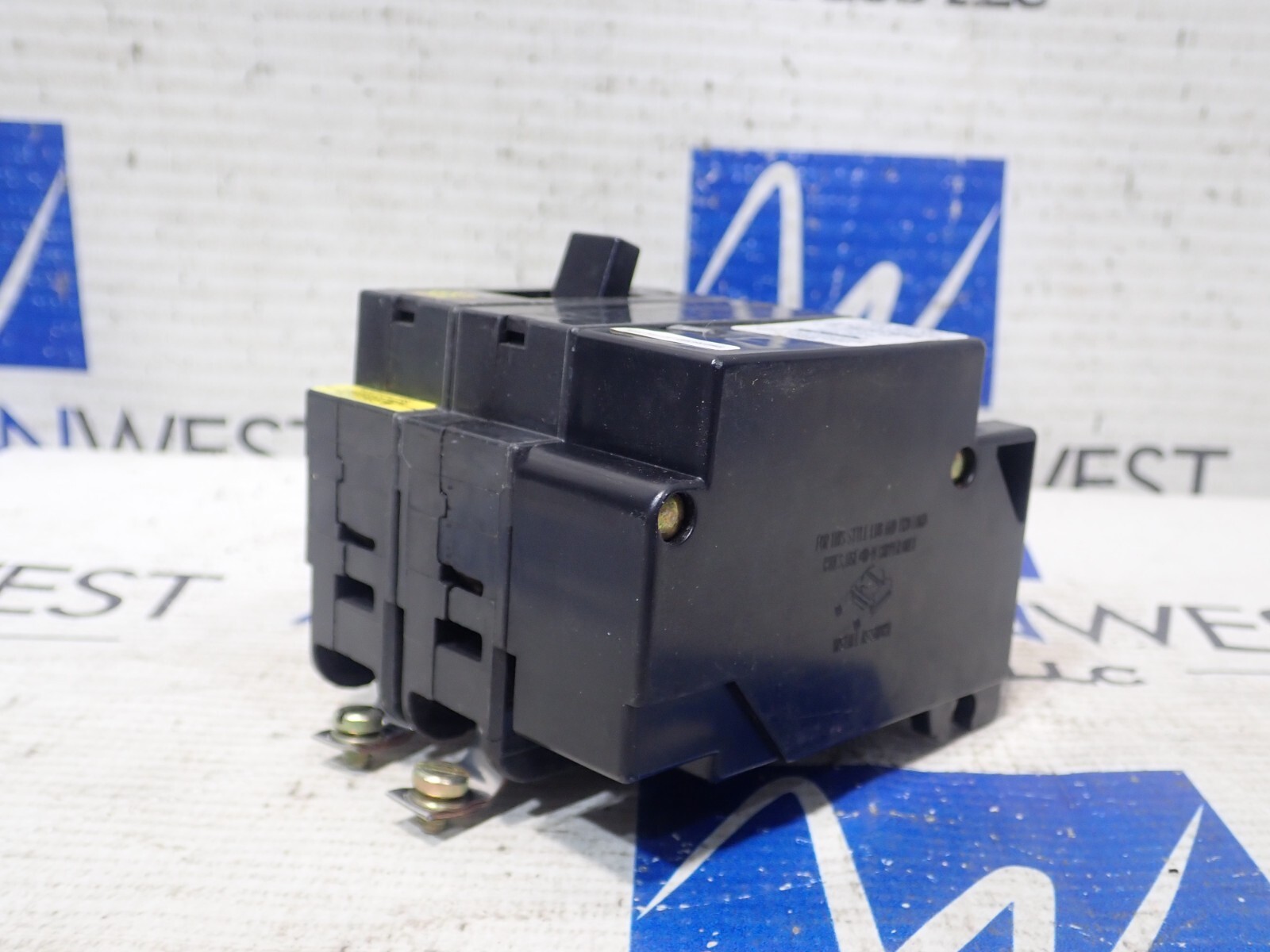 New EHB24020PL 20 Amp 2 Pole 480Y/277V EHB-4 Circuit Breaker