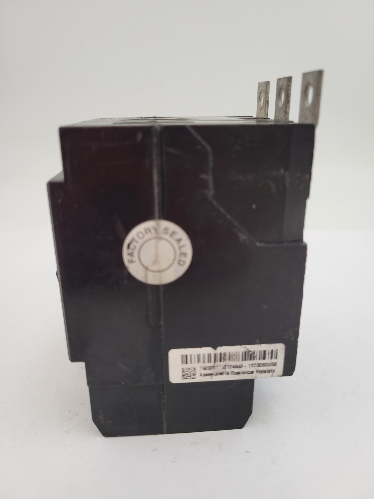 Eaton GHB3030 Bolt On Circuit Breaker 30 Amp 3P 480VAC 125/250 VDC GHB