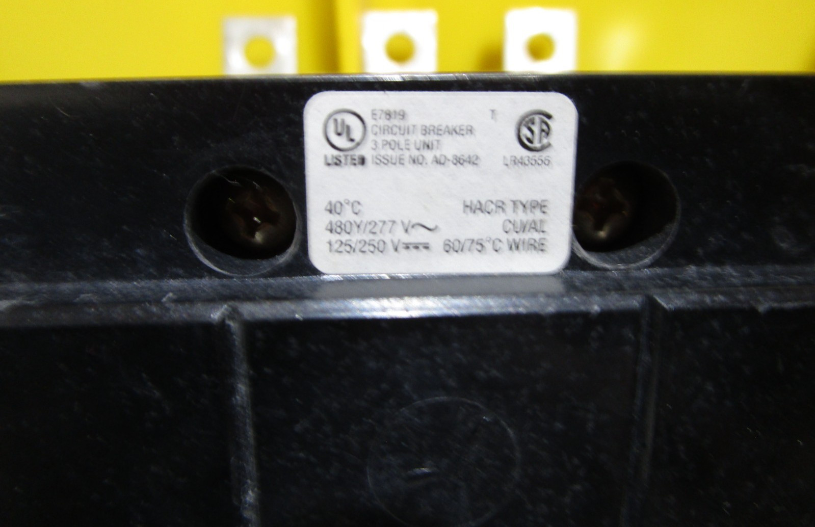 Eaton GHB3050 50A 3-Pole Circuit Breaker – Black