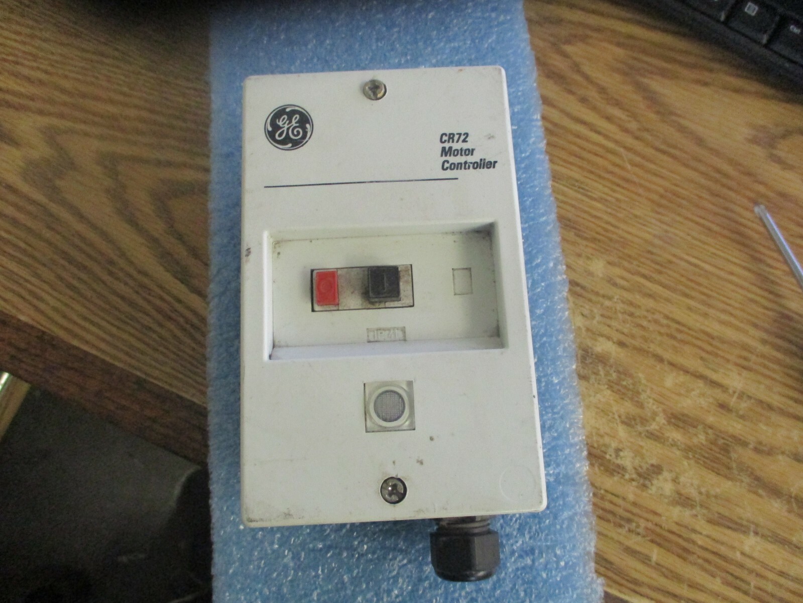 GE / General Electric Cat. # CR72 Motor Controller with: CR72AMF Starter.