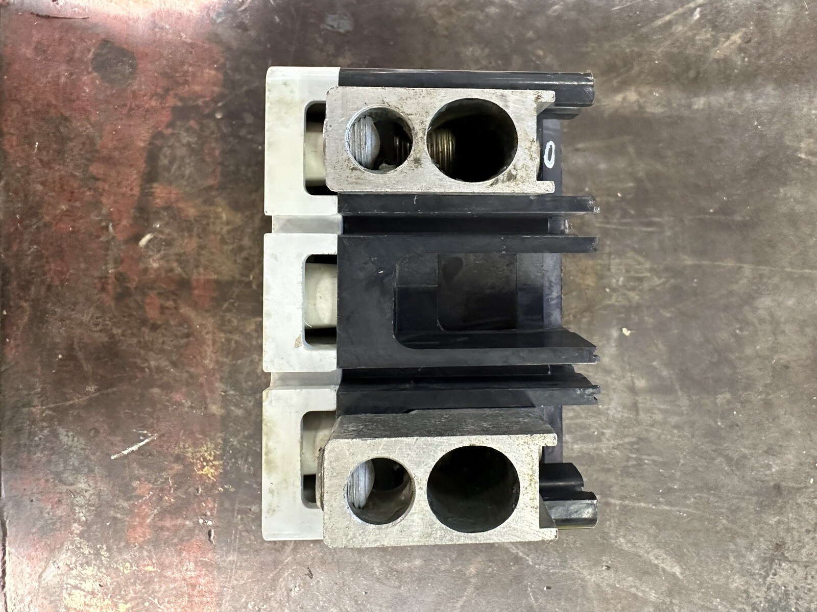 Cutler Hammer KD2400F Circuit Breaker Series C 400A 600VAC 2 Pole 200A Trip
