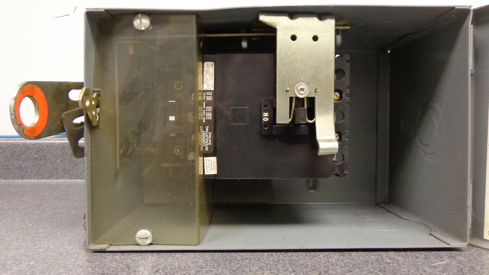 PFA-34030 SQUARE D I-LINE BUSWAY CIRCUIT BREAKER 30 AMP, 3PH 3 WIRE, 480VAC