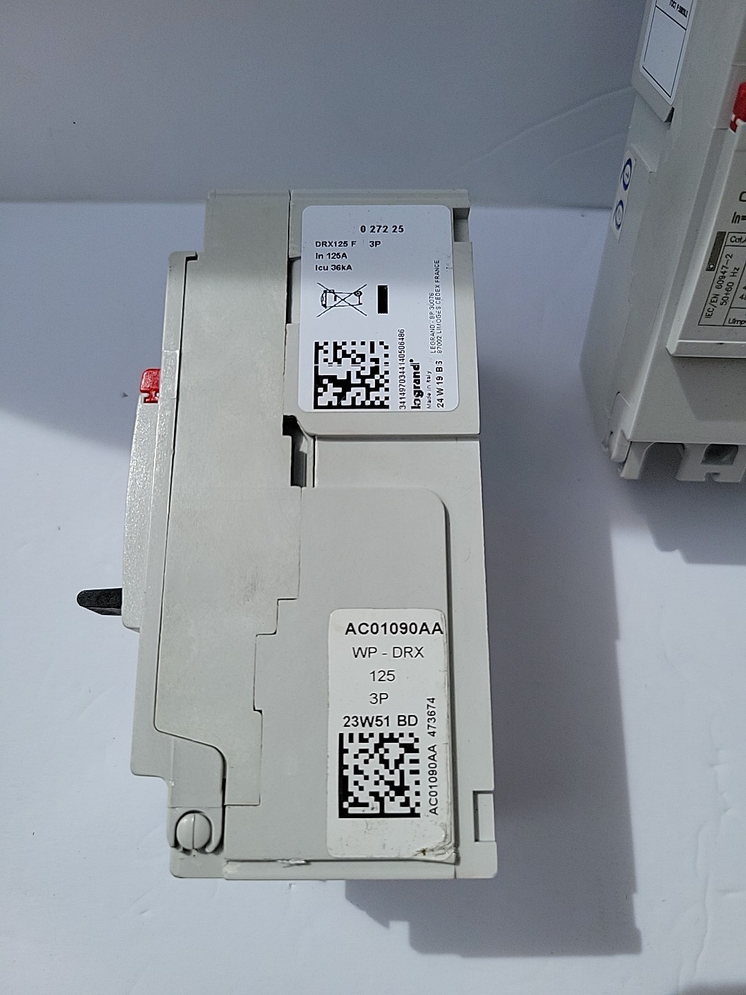 LE GRAND DRX 125 F Leistungsschalter 125A Circuit Breakers 3 Pole Look