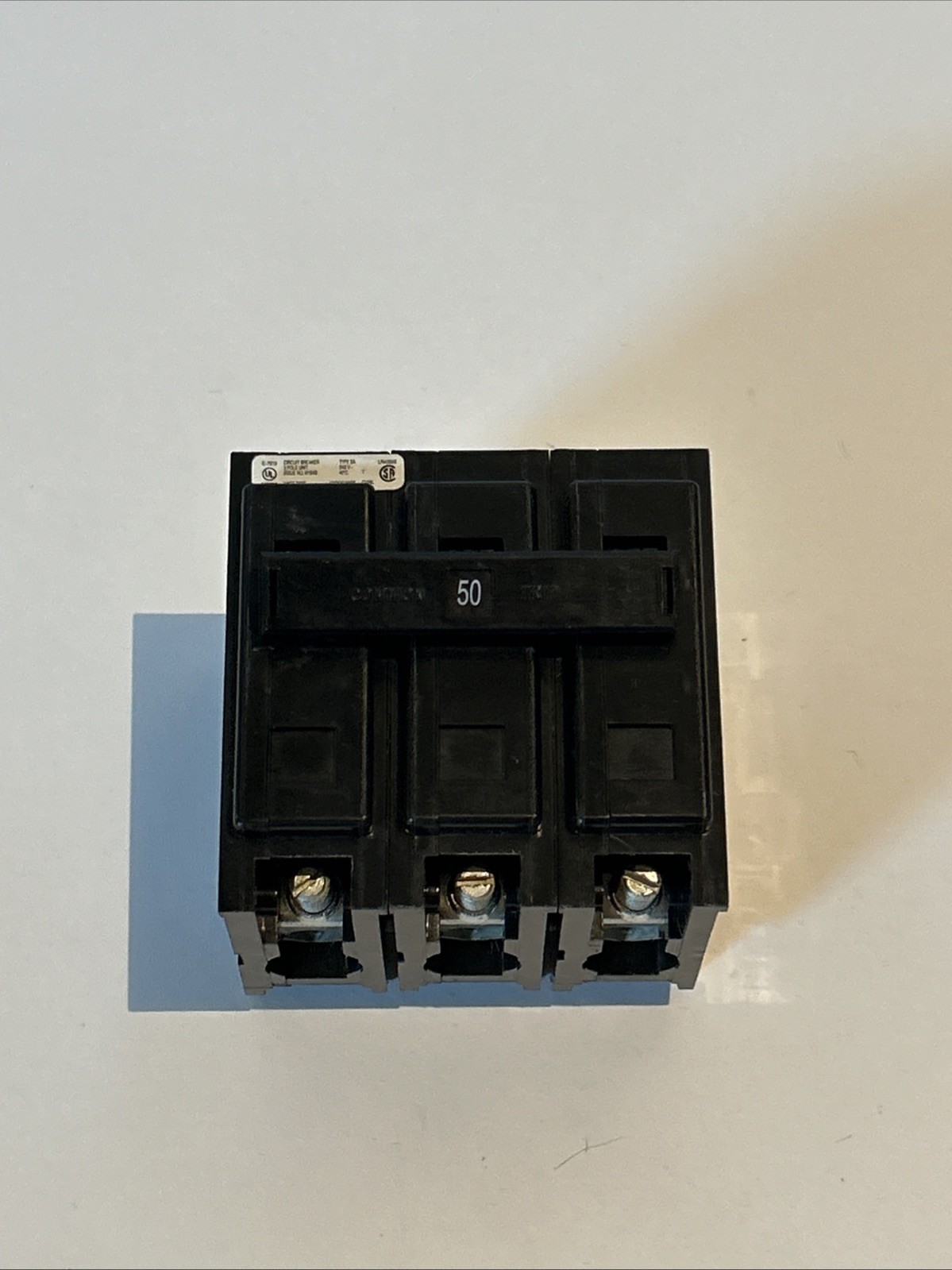 Eaton BAB3050H 50 Amp 3 Pole 250 V 40°C Type HACR 60/75° Wire Circuit Breaker