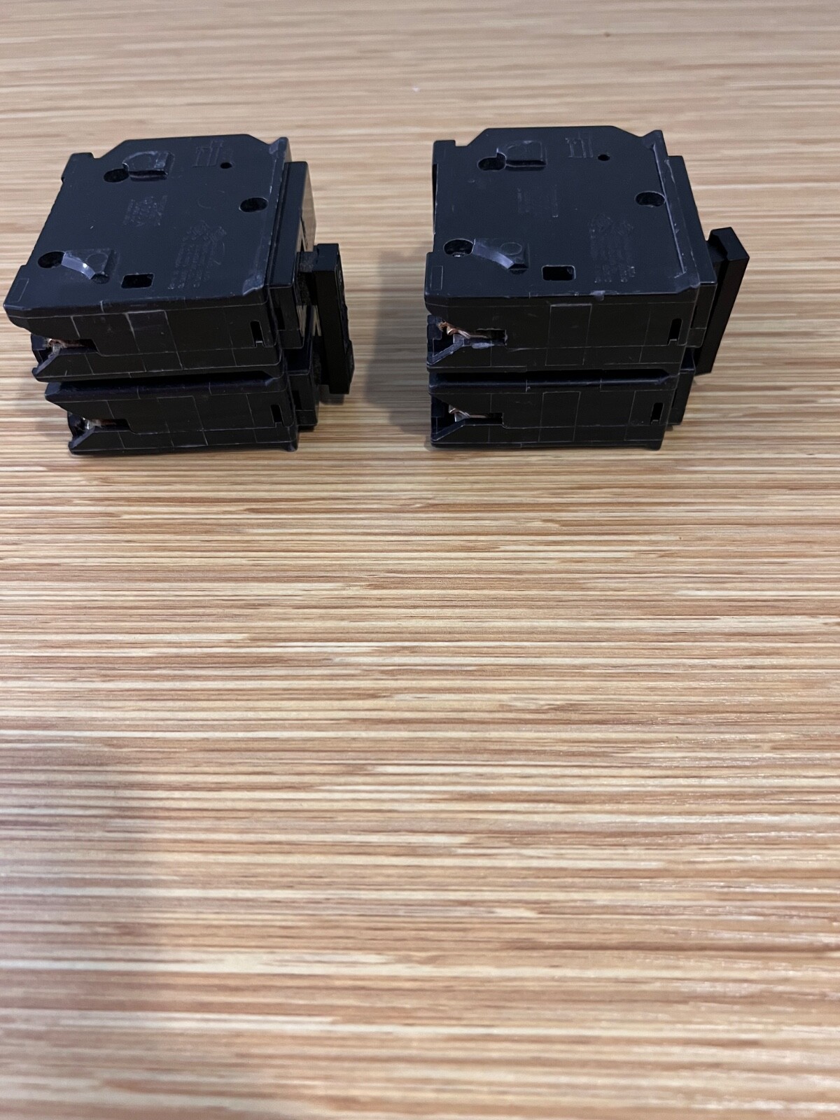 Lot of 2 Square D DP-4075 HOM 10KA 120/240V 50/60 Hz Single Pole 20 Amp