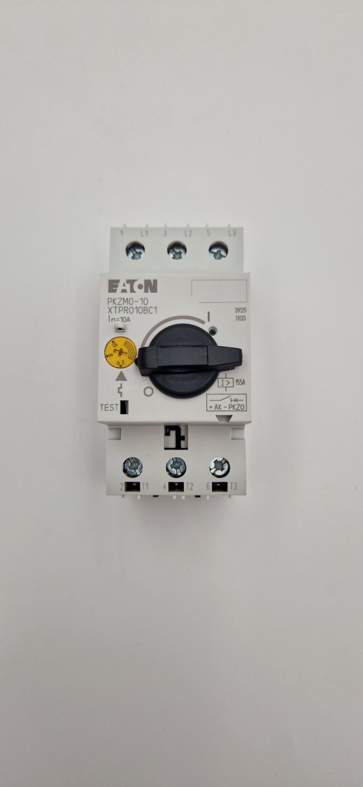 EATON Thermal Magnetic Circuit Breaker Motor Protect PKZM0-10 10 A 3 Pole US New