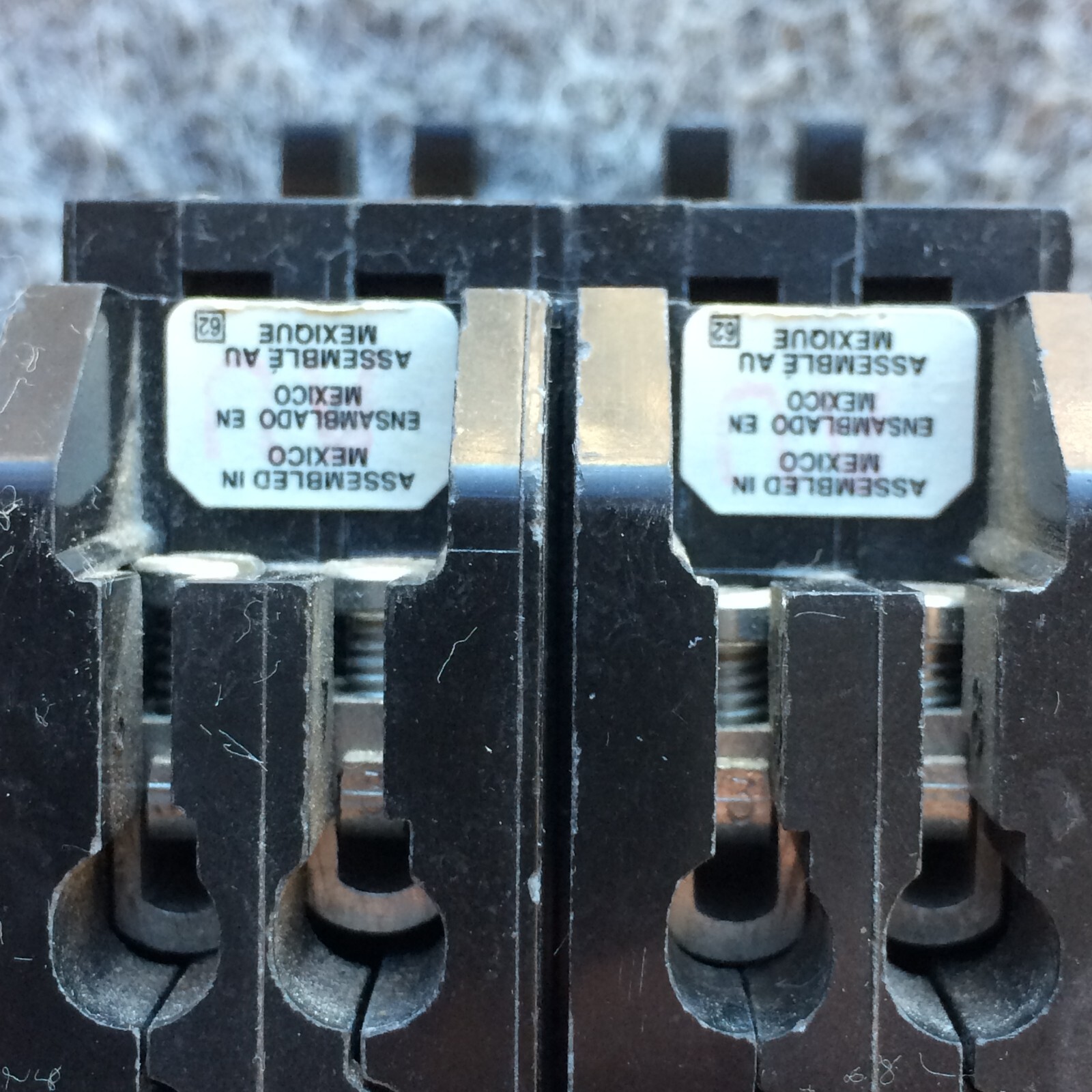 Square D HOMT2020230CP Square D Homeline Double Pole HOMT2020230 CP Warranty