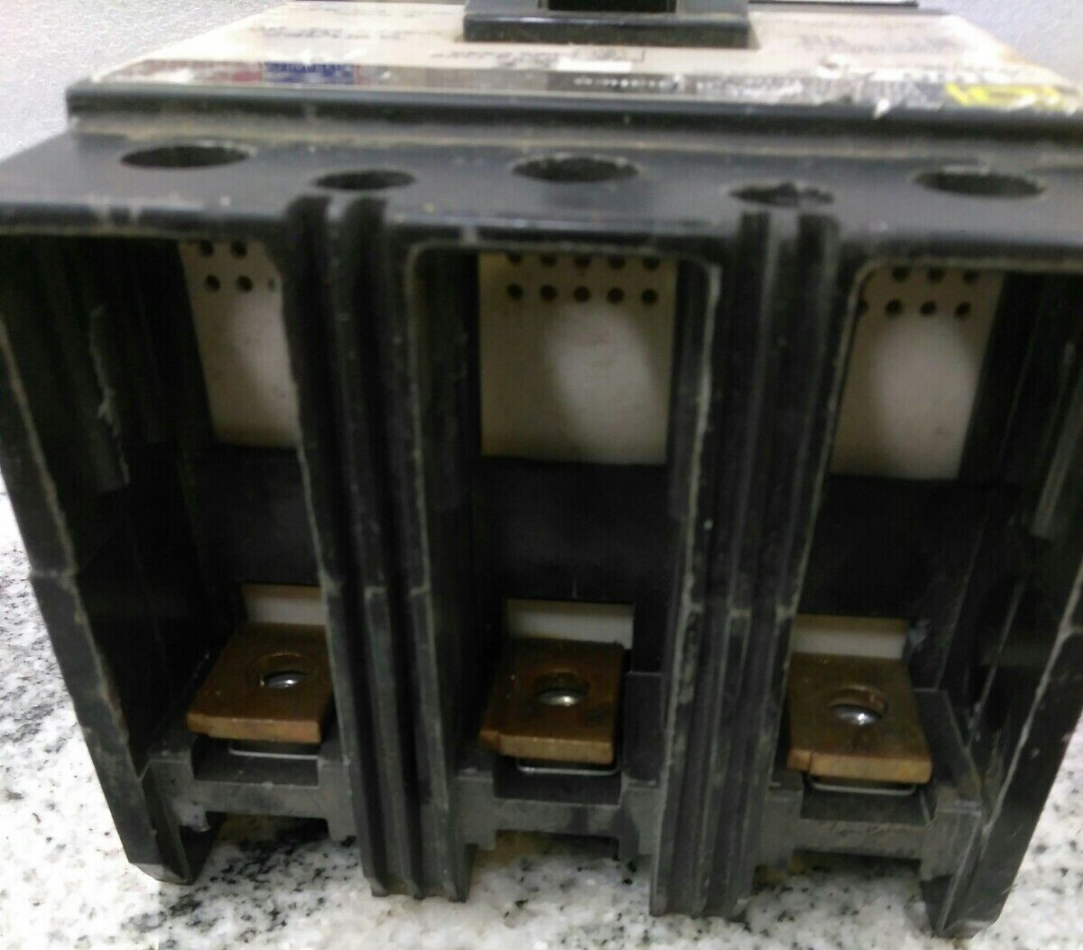 SQUARE D KAL36100 3P 600VA/250VD 100A AL250KA TYPE KAL Breaker/USE(33D3