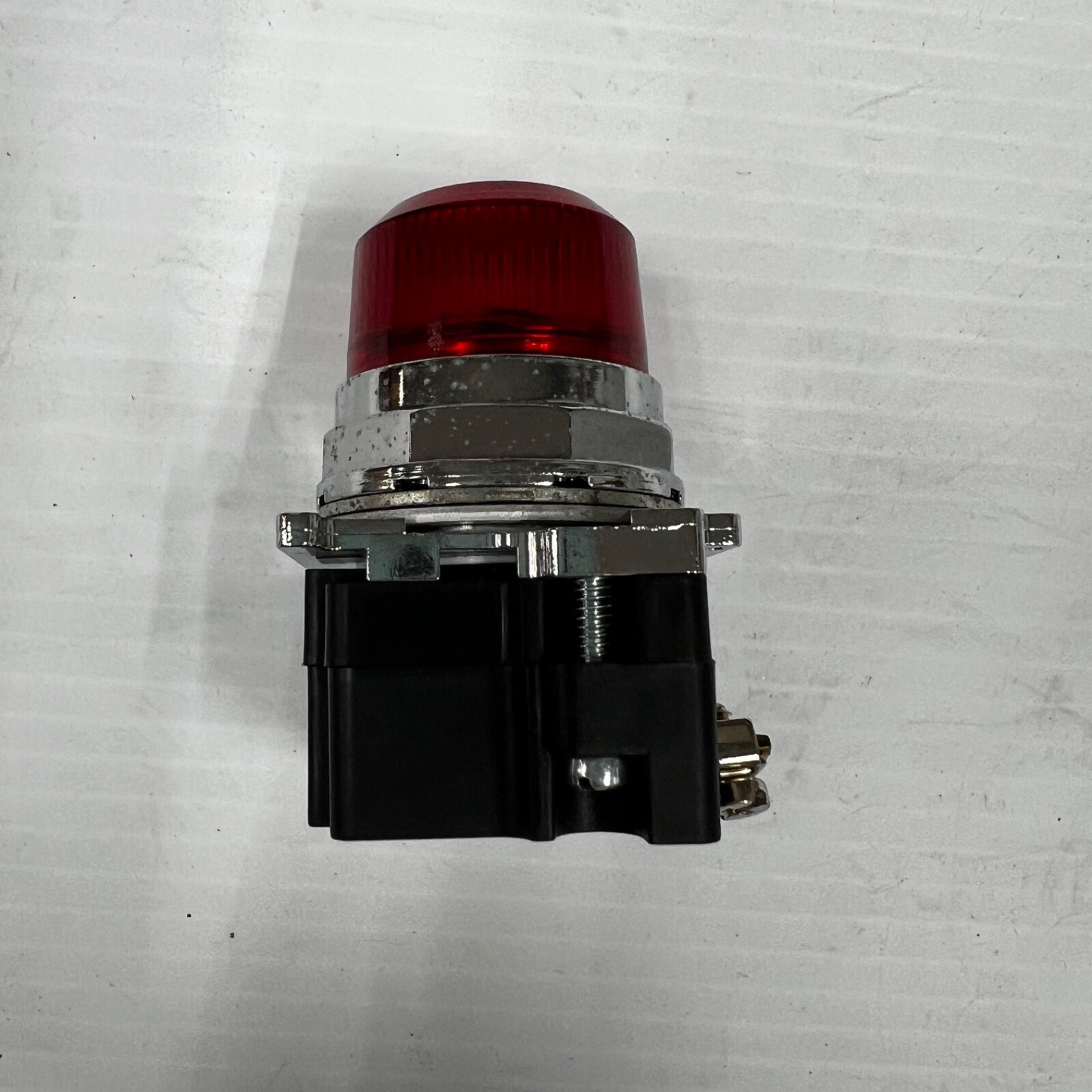 Cutler-Hammer 10250T201H Lamp Indicator 120V Hazardous Location Indicator Light