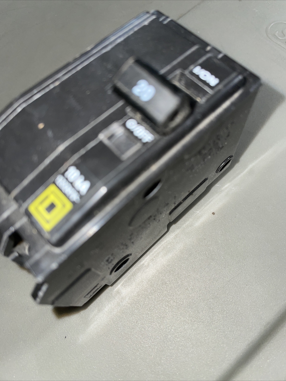 1 NEW Square D QO220 Circuit Breaker QO 20 Amp