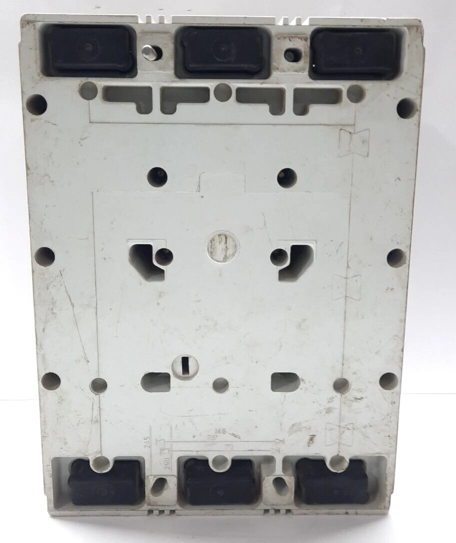 MOELLER 3 POLE 630 AMPS NZM 10-630N CIRCUIT BREAKER 690VAC