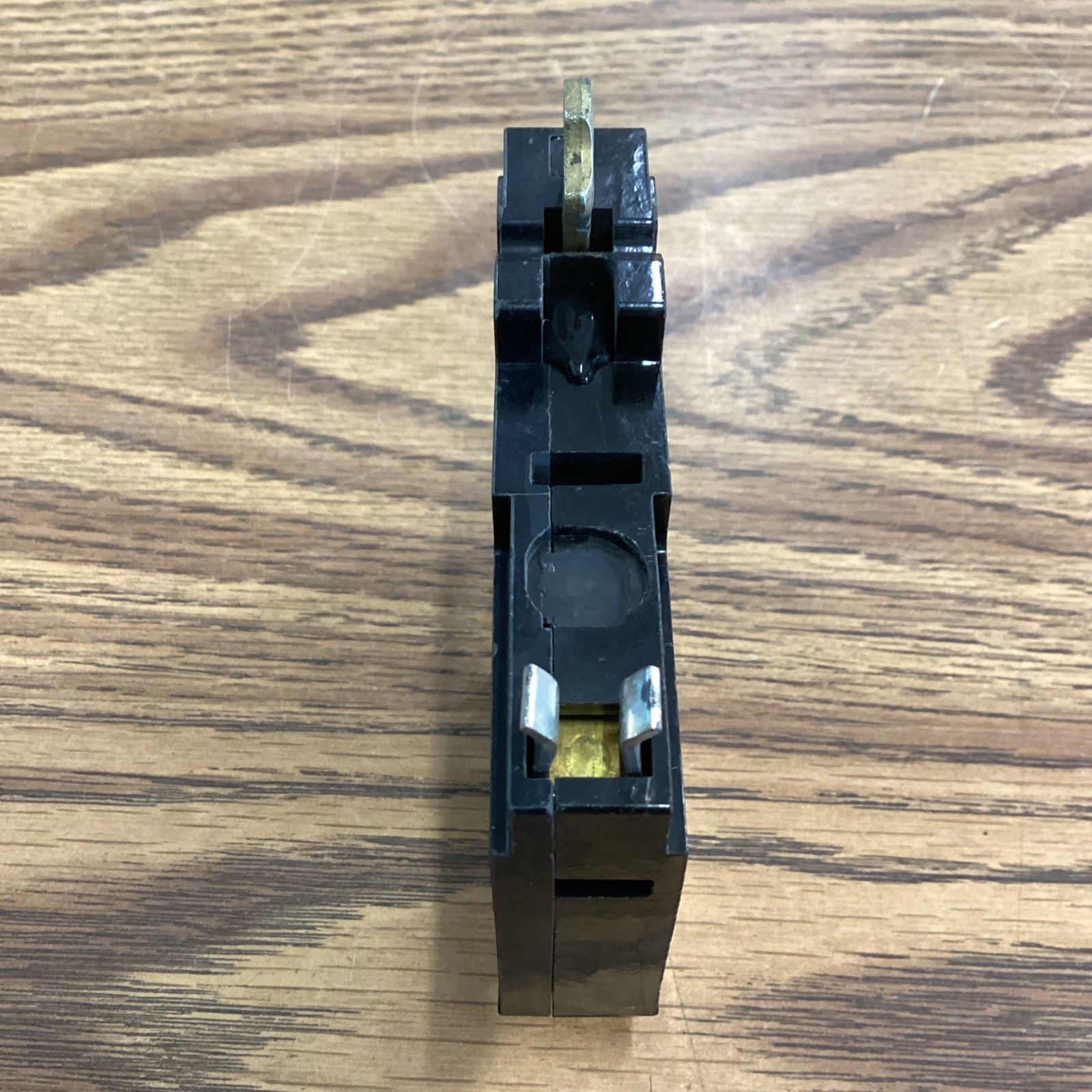 Square D QOT2020 20 Amp 1 Pole 120 volt Piggy Back with Hook QO2020 USED