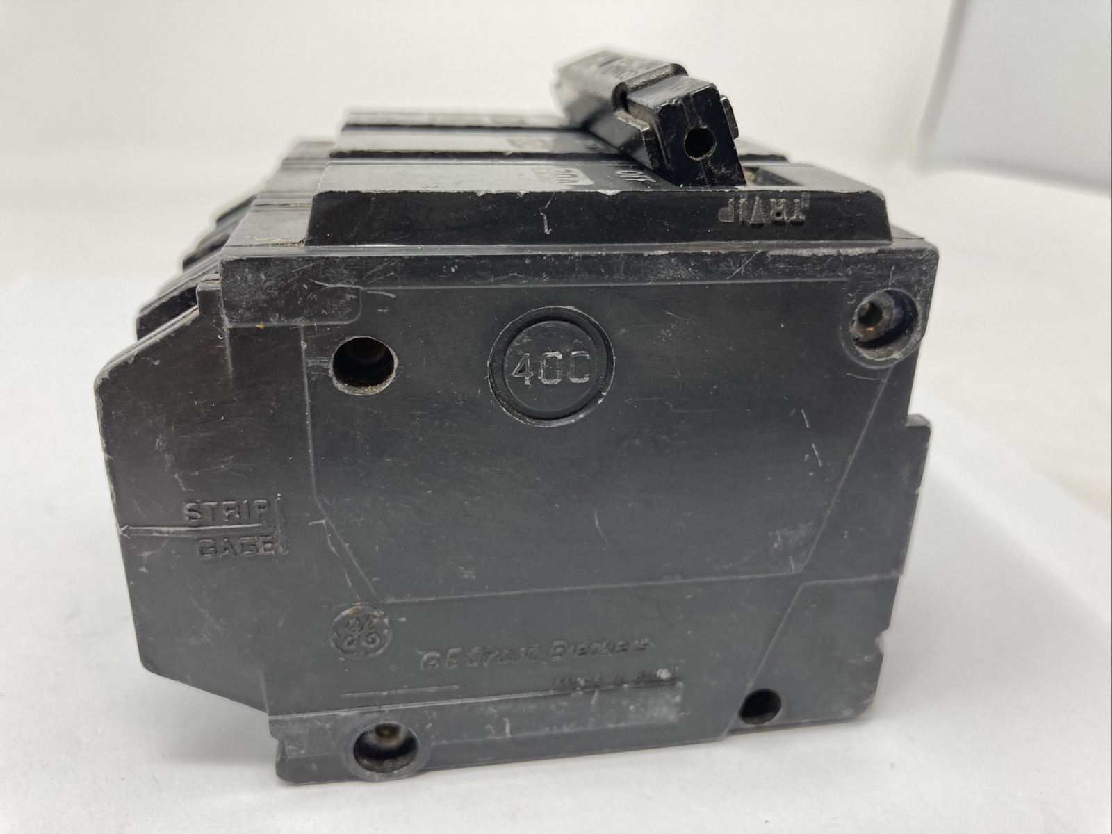 GE THQL32030 Circuit Breaker 30A 3P 240 Volt