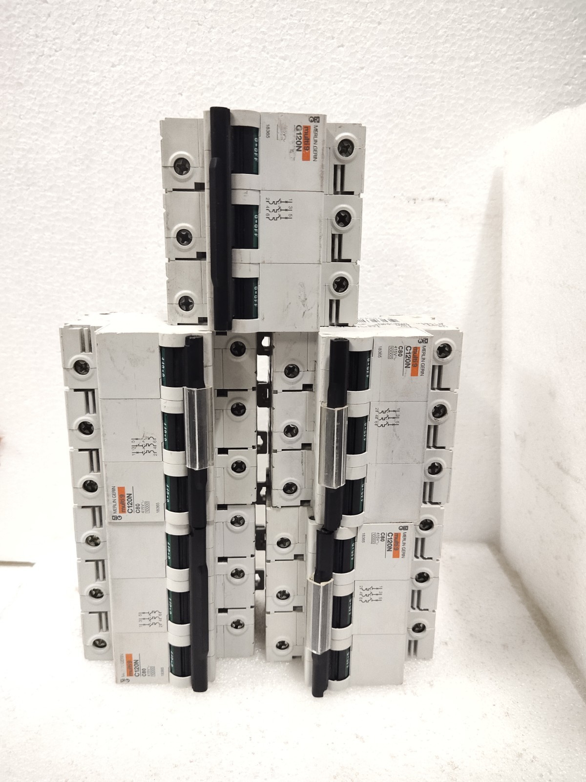 Merlin Gerin Multi 9 C120N. C80 415V circuit Breaker (Made In France)
