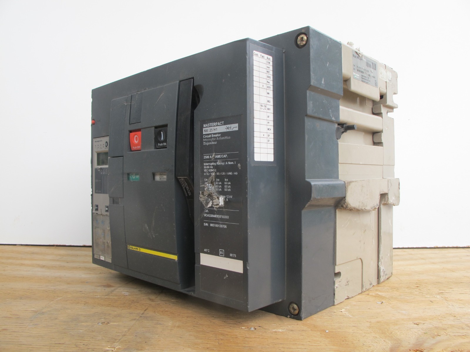 Square D NW25H1 WC4GGR44R9SXFXXXXX 2500 Amp Schneider Electric 2500A NW 25 H1 MP