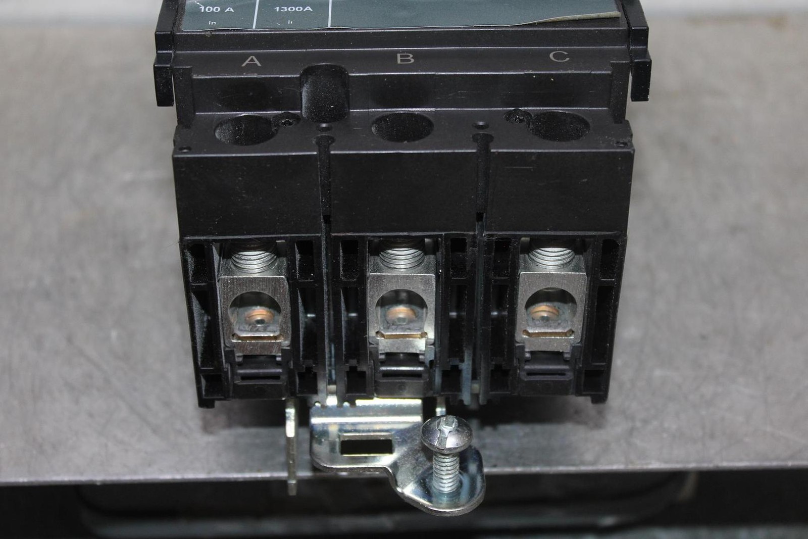 SQUARE D POWERPACT I-LINE CIRCUIT BREAKER HJA36100 100 AMP 600 VAC 3-POLE