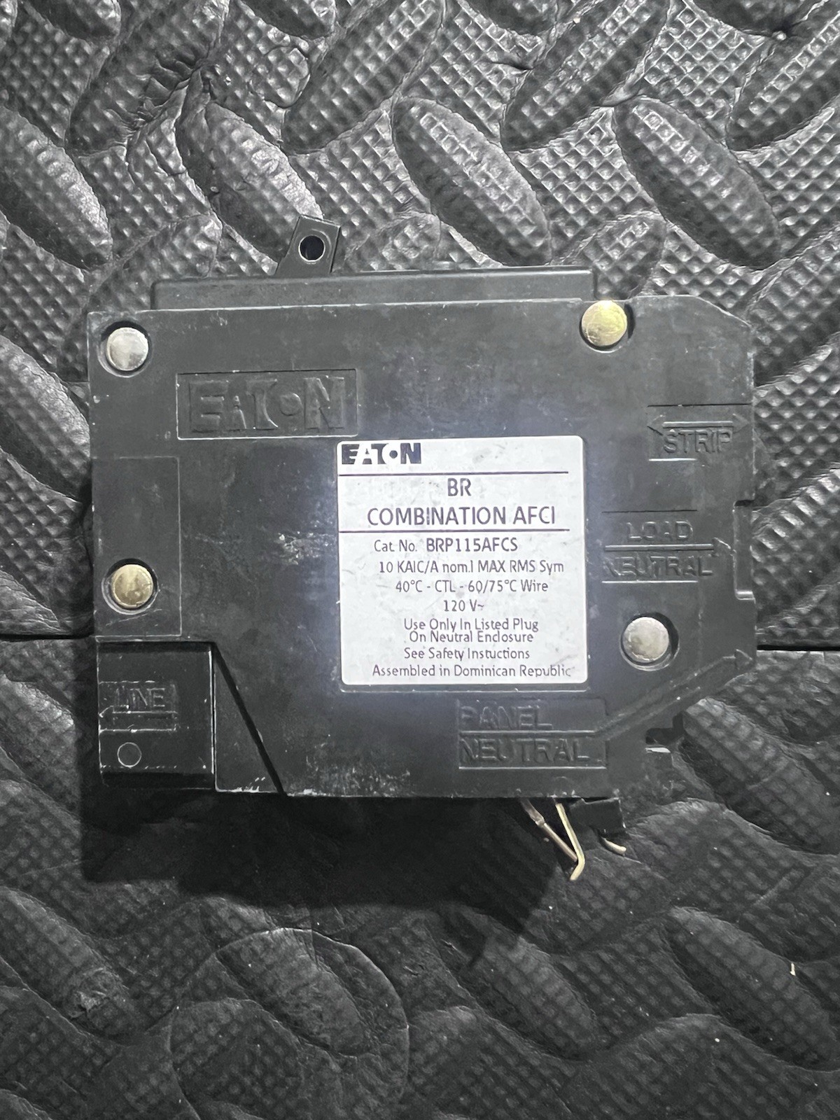 Eaton 15A AFCI Combination Circuit Breaker