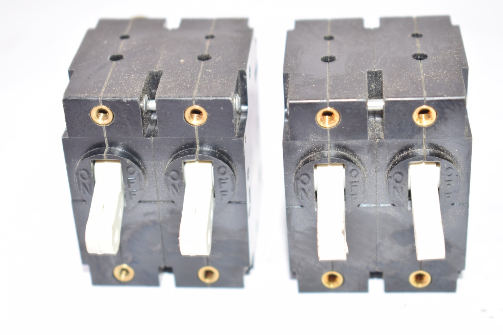 Lot of 2 Wood Electric W68X2Q1-2-20 Circuit Breaker Switches 20 Amps 250 VAC MAX