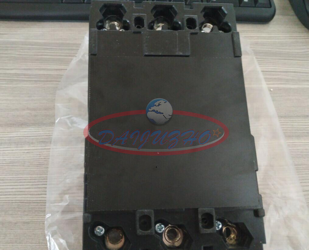 One Fuji Electric 3P 125A EA203B Industrial Automation Auto Circuit Breaker New