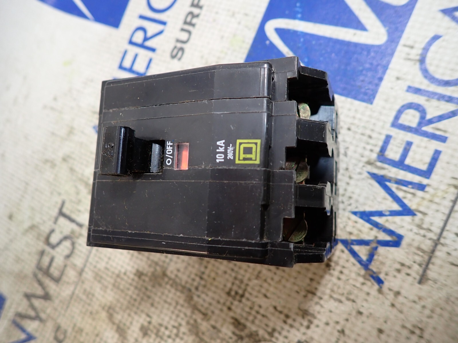 1 NEW From Case QO325 Square D QO Plug in 3 pole 25 amp 240v Breaker